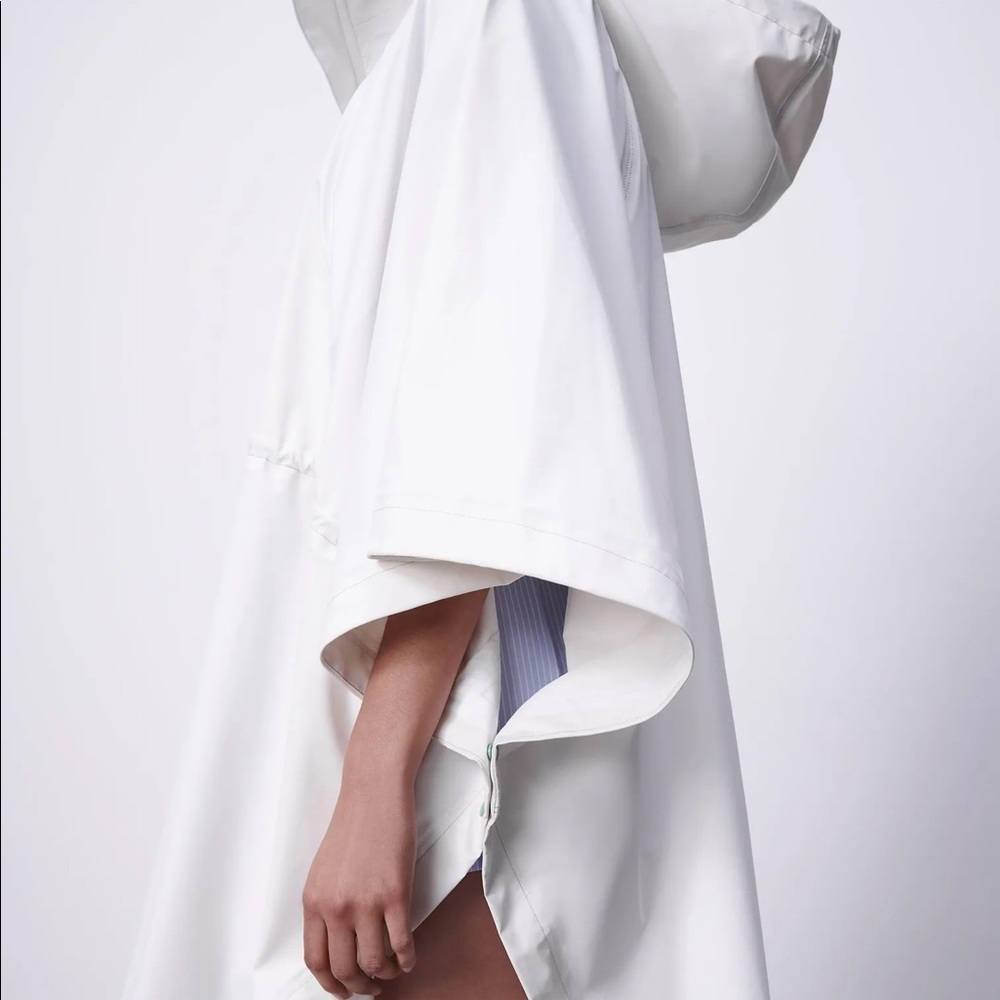 Zara Water Repellent Cape - Picture 5 of 11